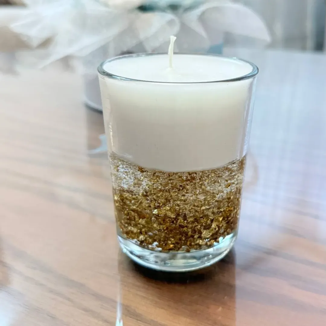 شمع دست‌ساز با ورق طلا